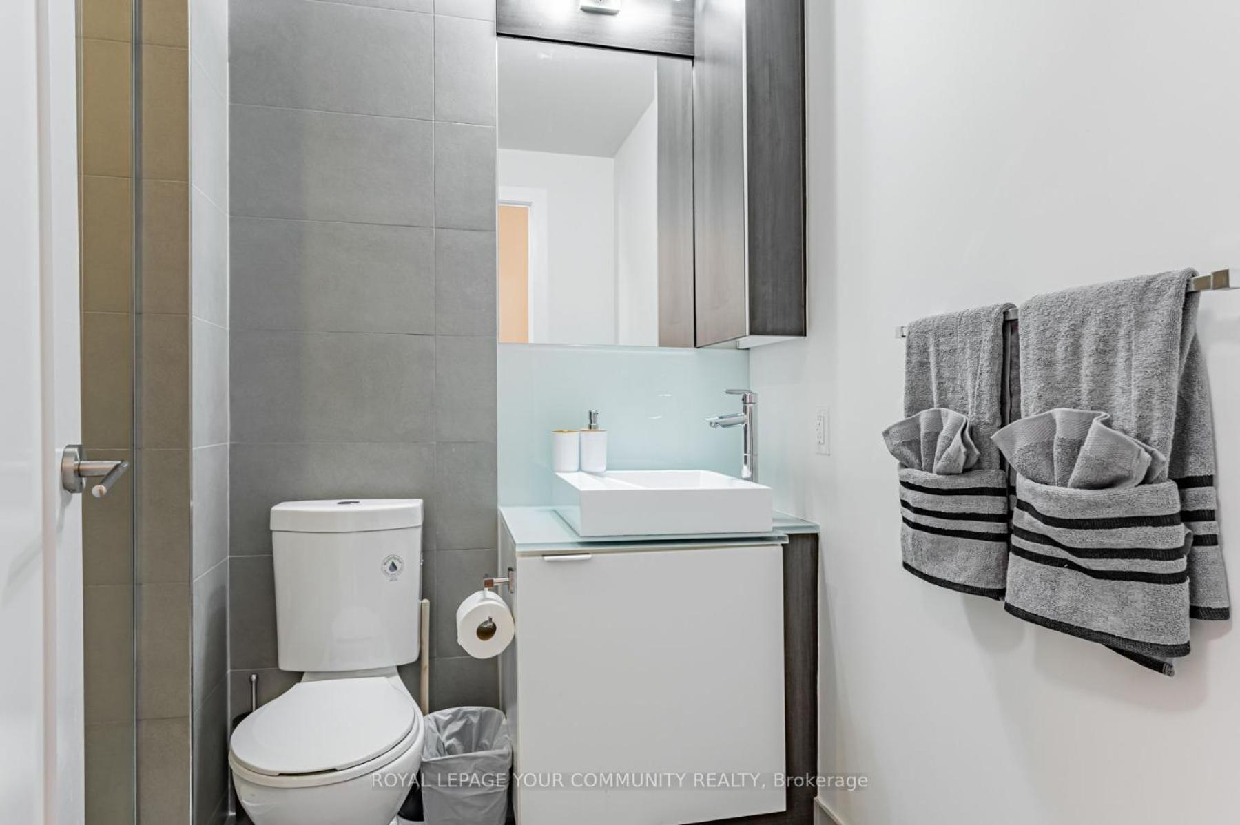 Sapphire Apartment Toronto