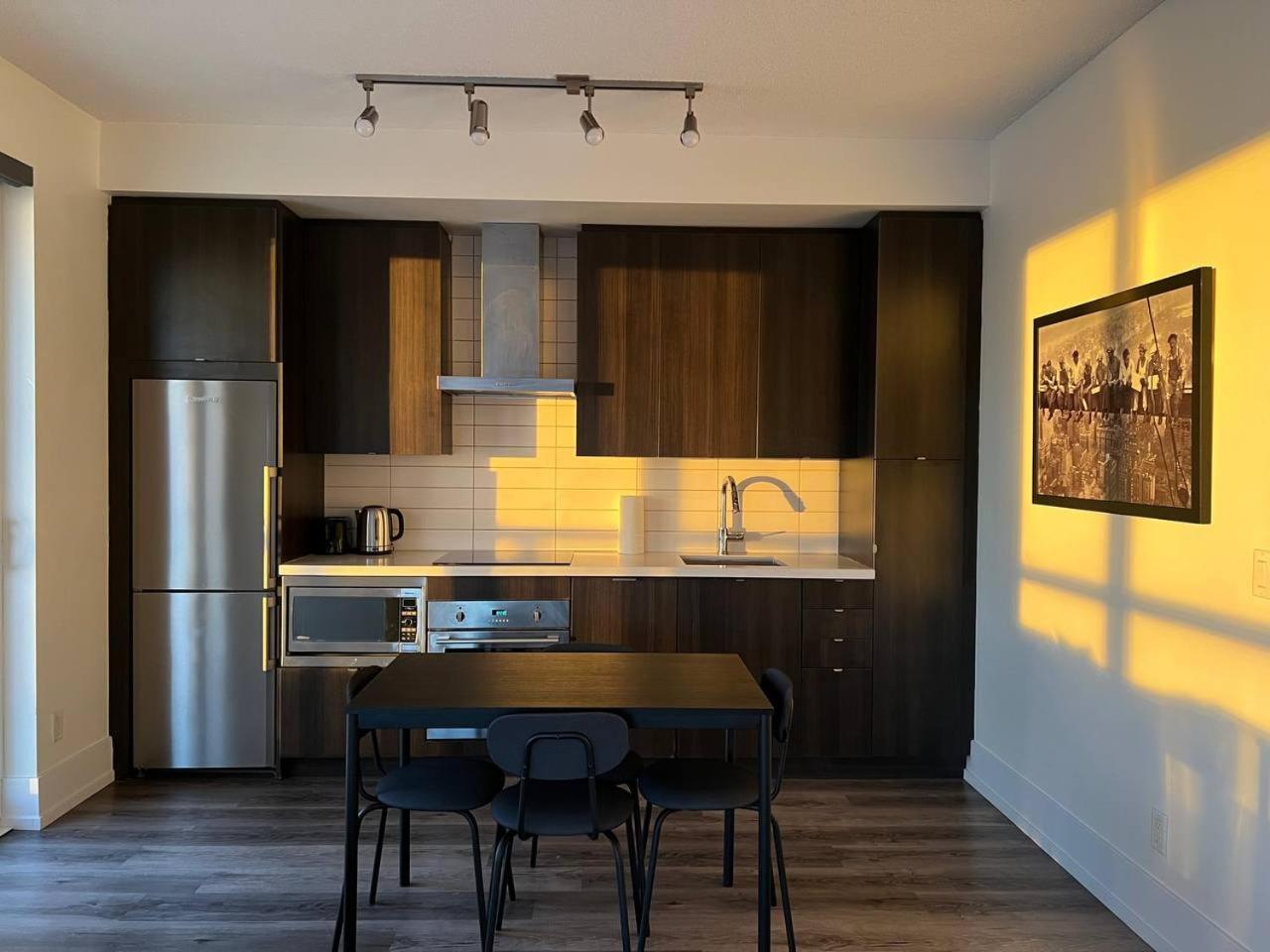 Grand View Apartment *