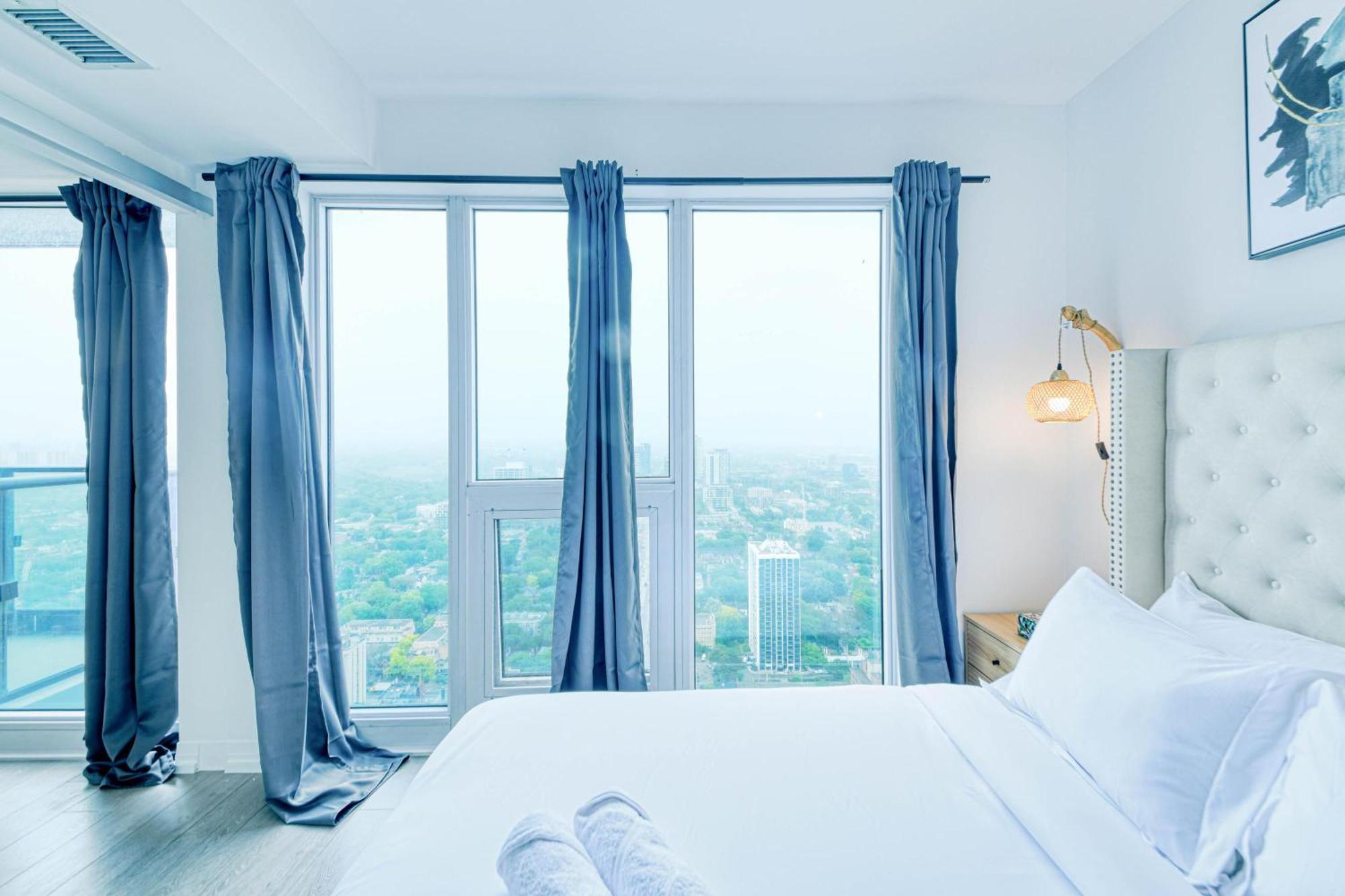 Rivetstays - The Jarvis Toronto
