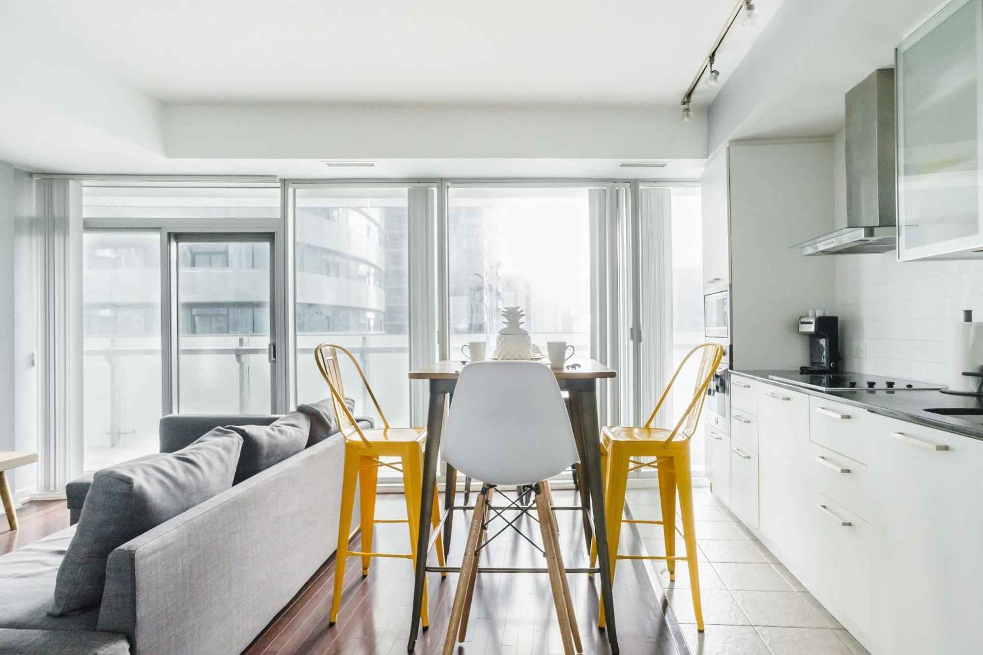 The One Apartment *
