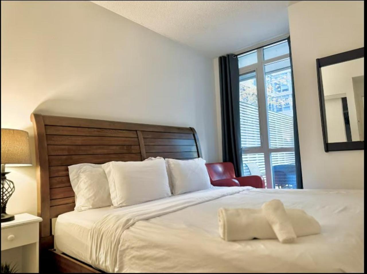 Kingbed & Bunkbed & Terrace * Toronto