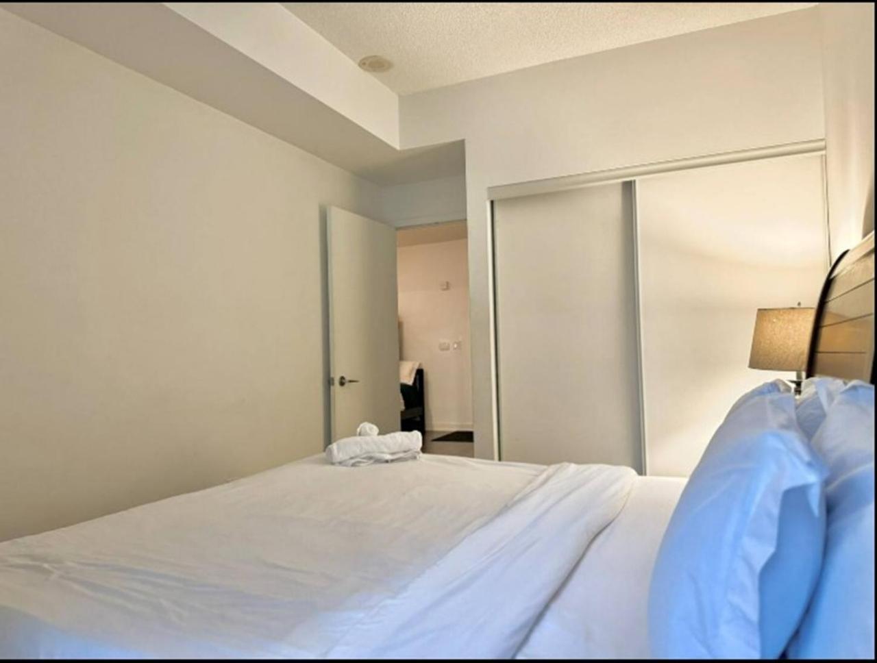 Apartment Kingbed & Bunkbed & Terrace Toronto