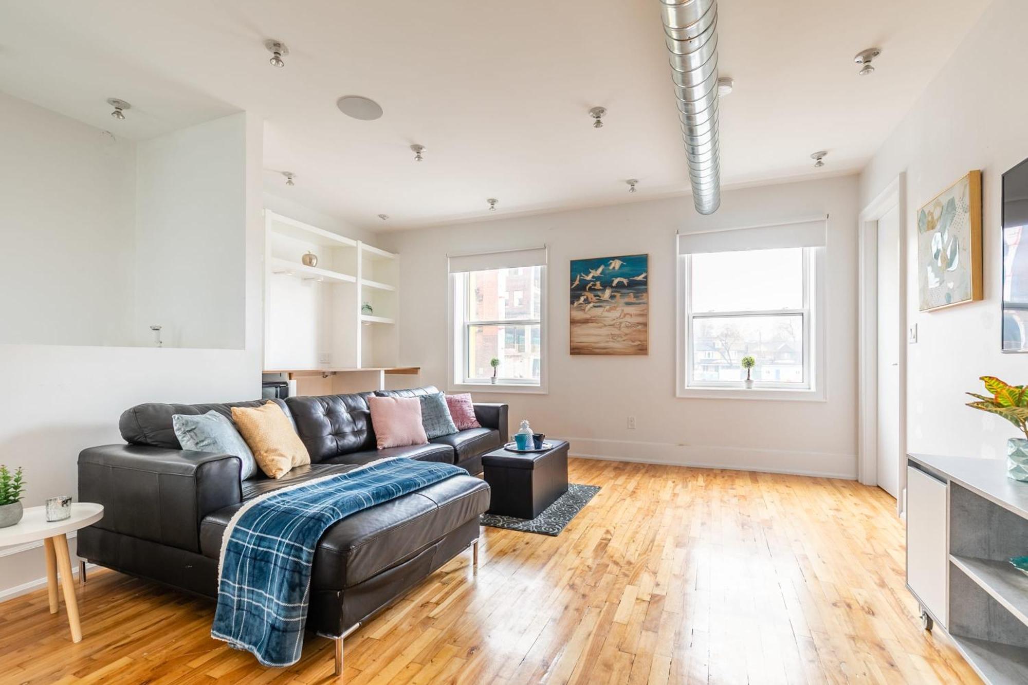 Ferienhaus Trendy 2br Pet-friendly Flat - Leslieville