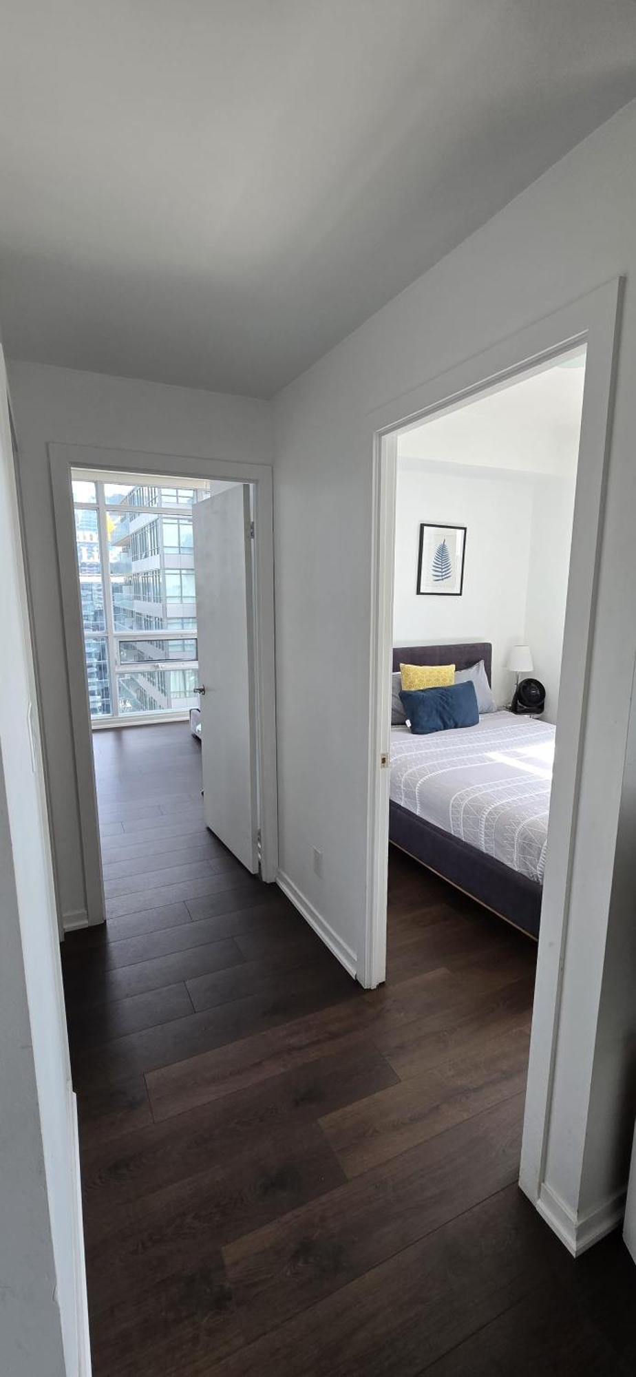 Cn Tower Maple Leaf Square Luxurious 2 Bedroom Apartment *