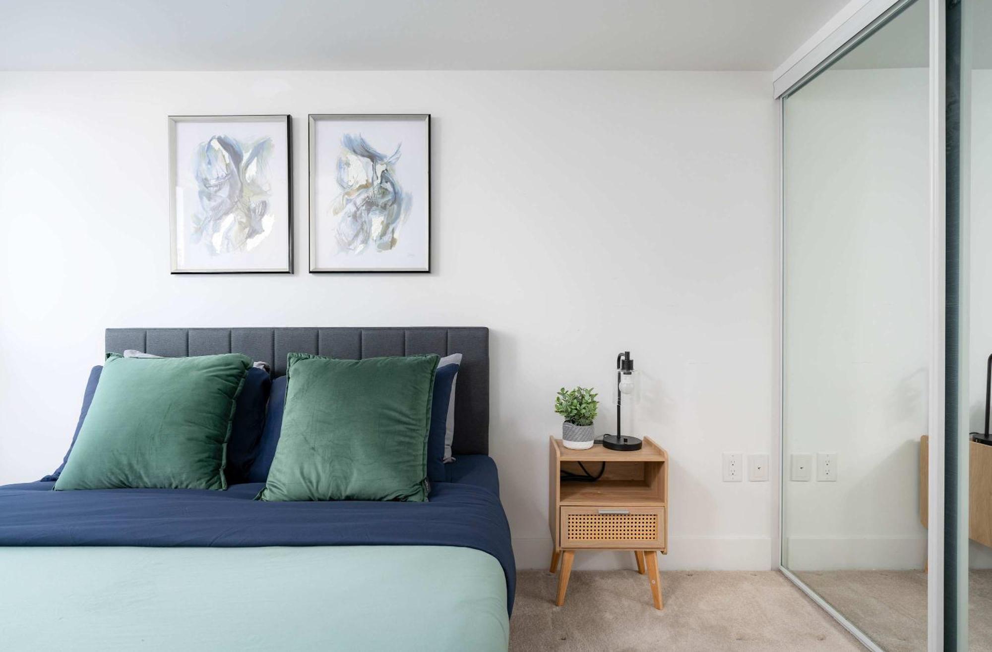 Practical Downtown 3 Beds Uoft Apartment *