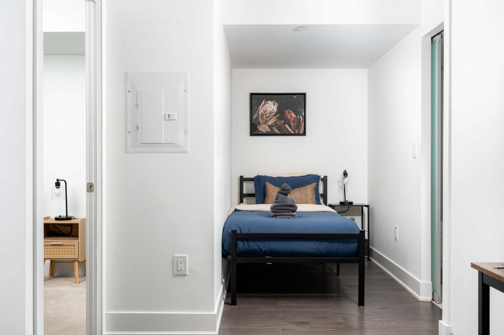 Apartment Practical Downtown 3 Beds Uoft Toronto