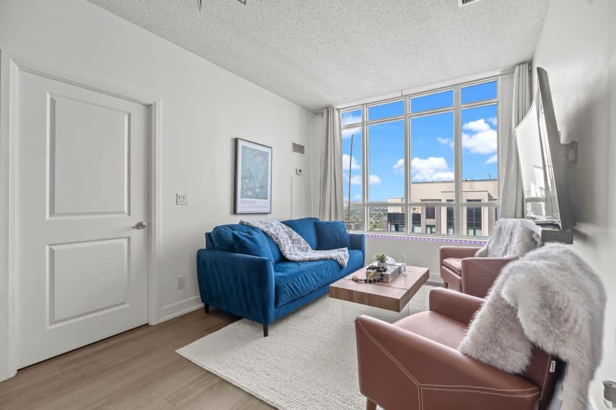 Gorgeous 2br Near Airport And Downtown Ferienhaus Toronto
