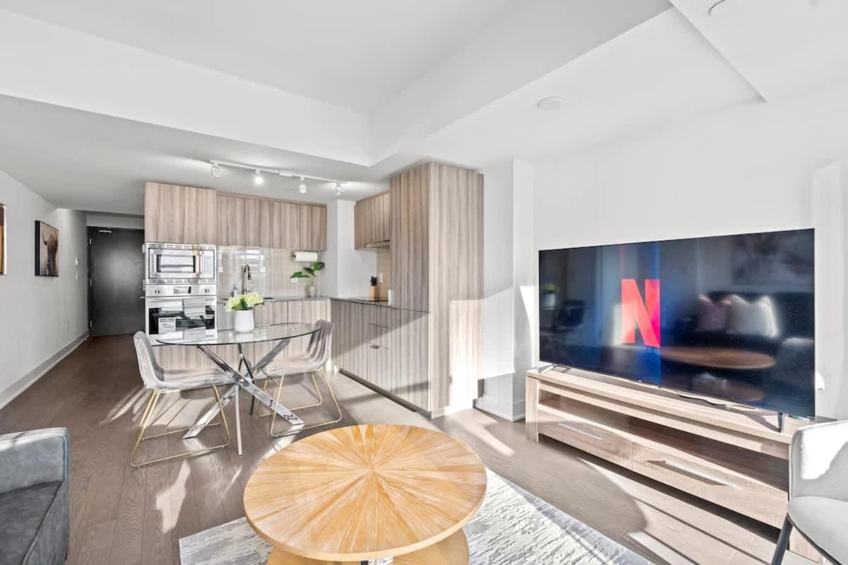 Royal Retreat 1b In Downtown Yorkville Holiday home Toronto