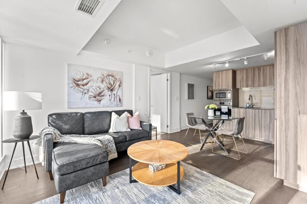 Royal Retreat 1b In Downtown Yorkville Holiday home Toronto