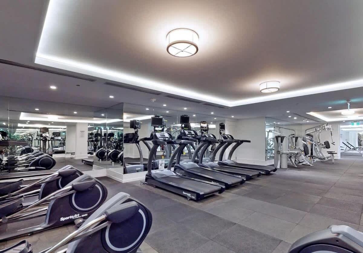 Luxury 1bdr In Downtown Apartment