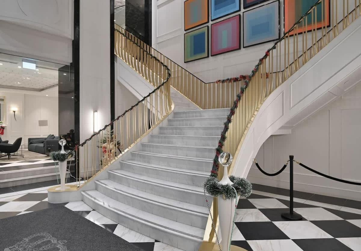 Royal Retreat 1b In Downtown Yorkville Holiday home *