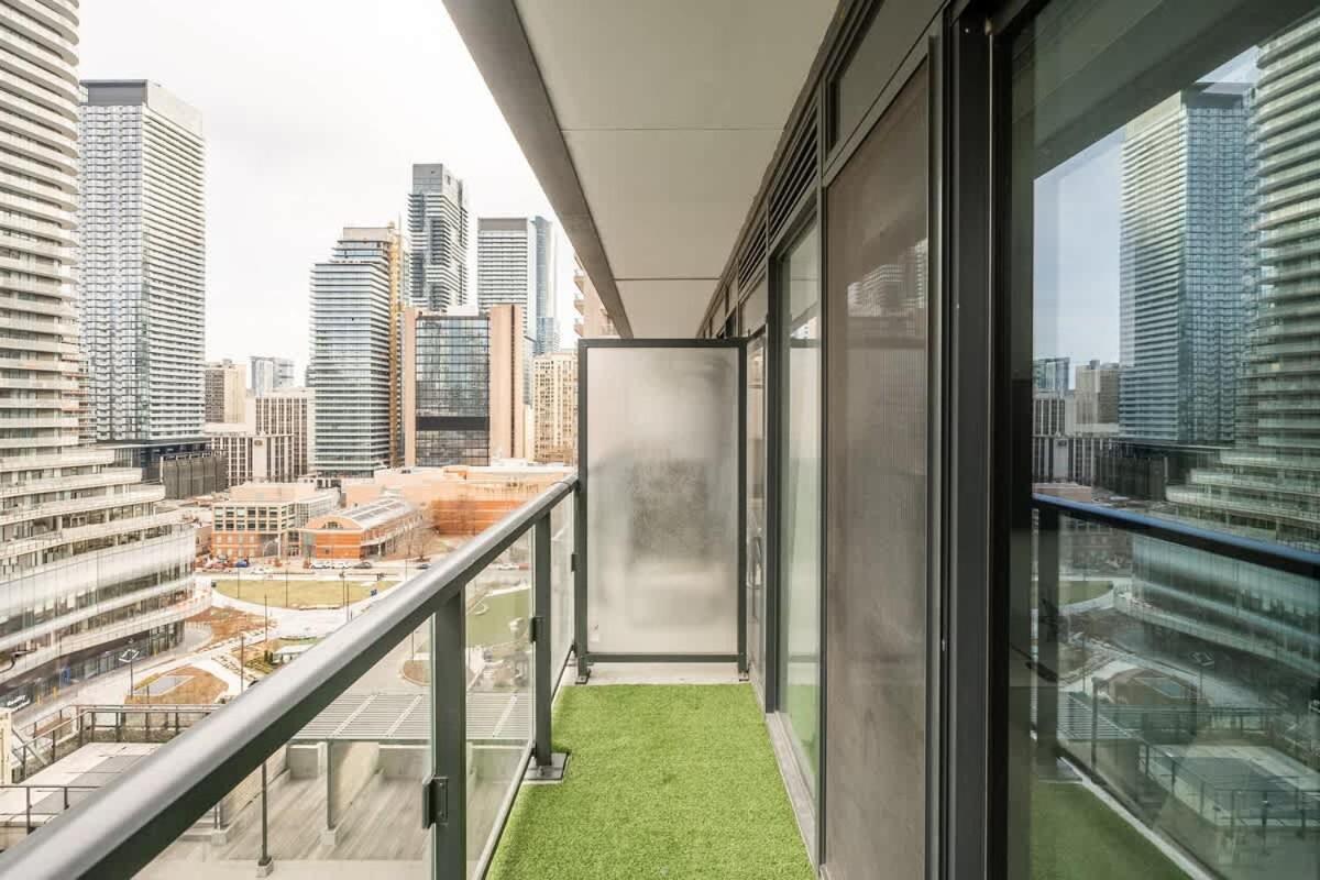 Apartment Luxury 1bdr In Downtown *
