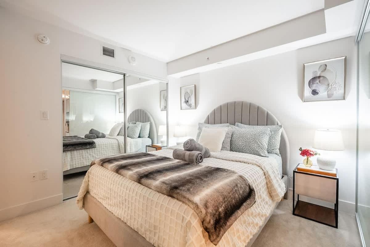 Cozy 1b Luxury Heart Of