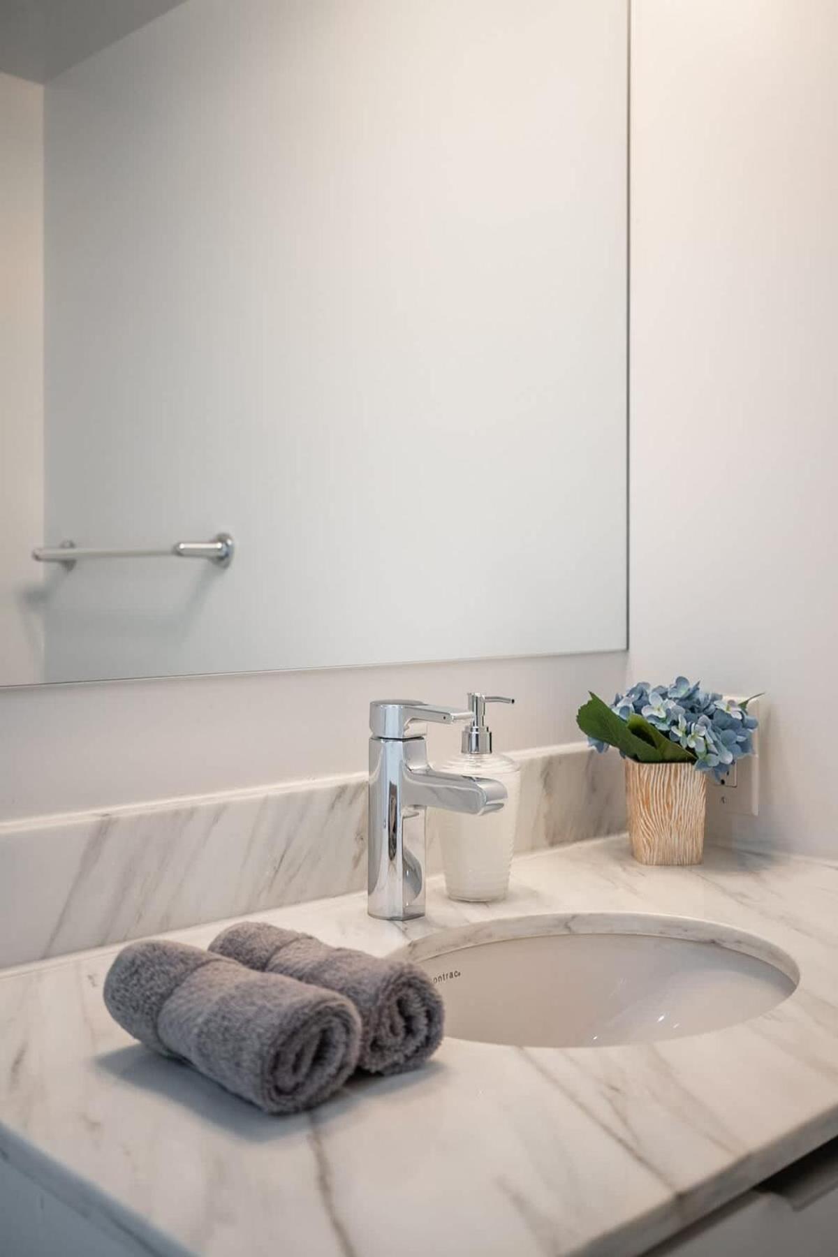 Urban Luxury In The Heart Of Downtown *