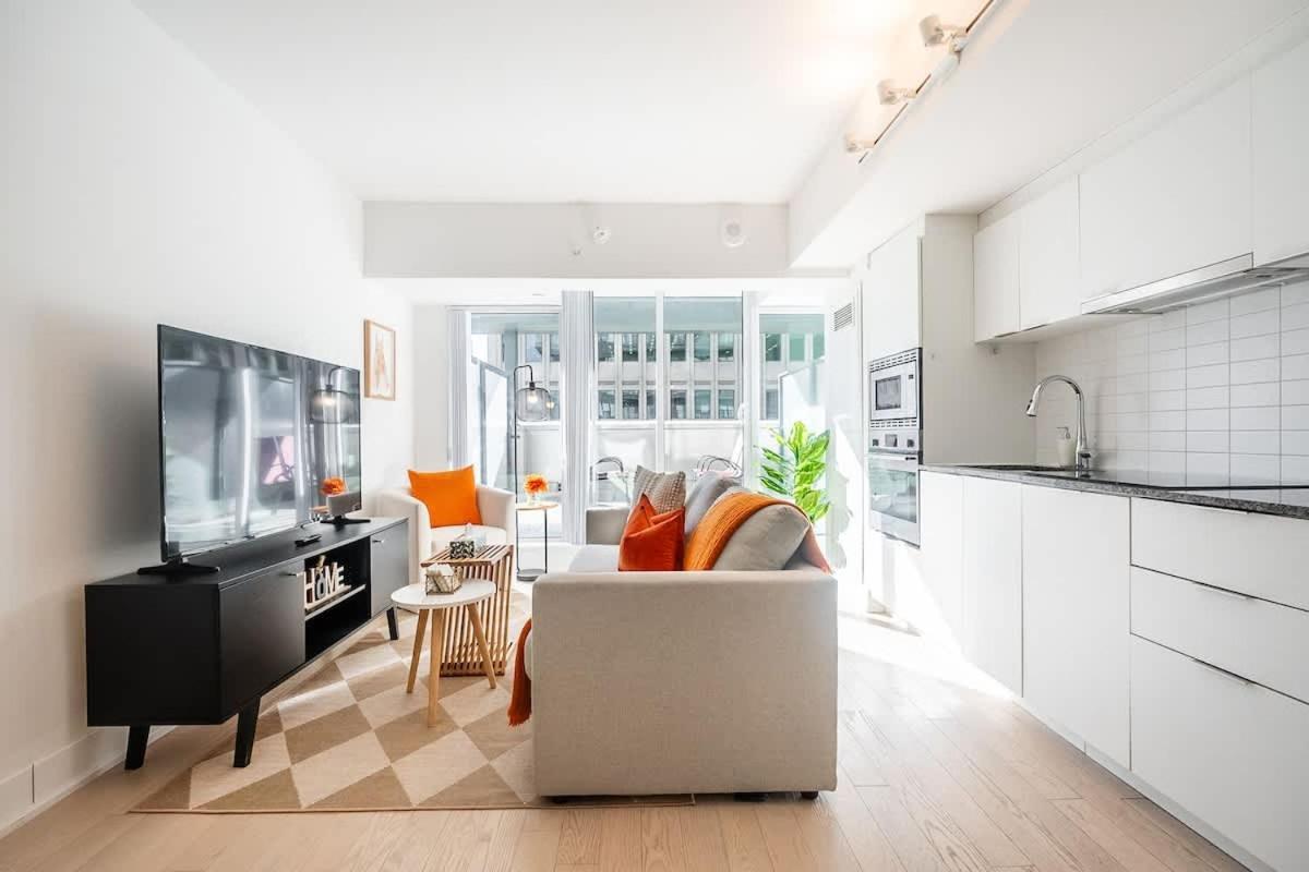 Apartment Urban Luxury In The Heart Of Downtown
