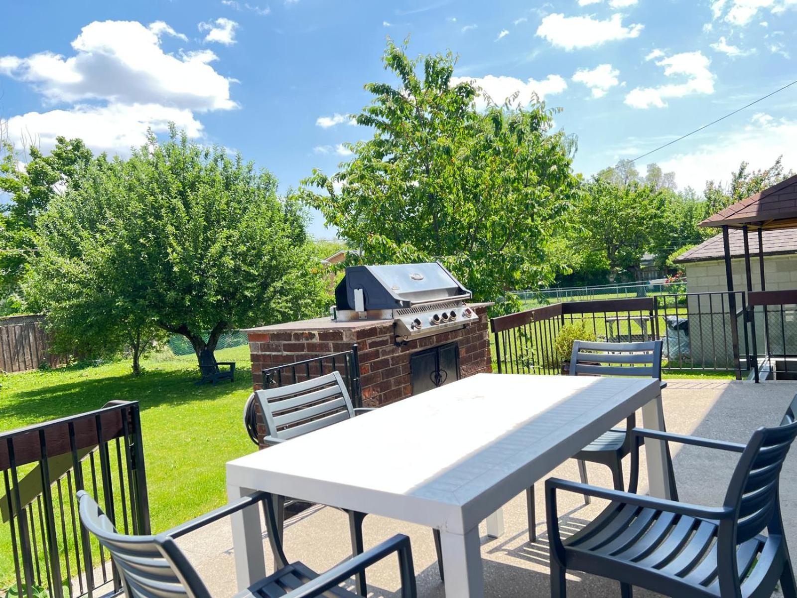 Villa Elegant 6Br Grand Villa In Highland Hill *