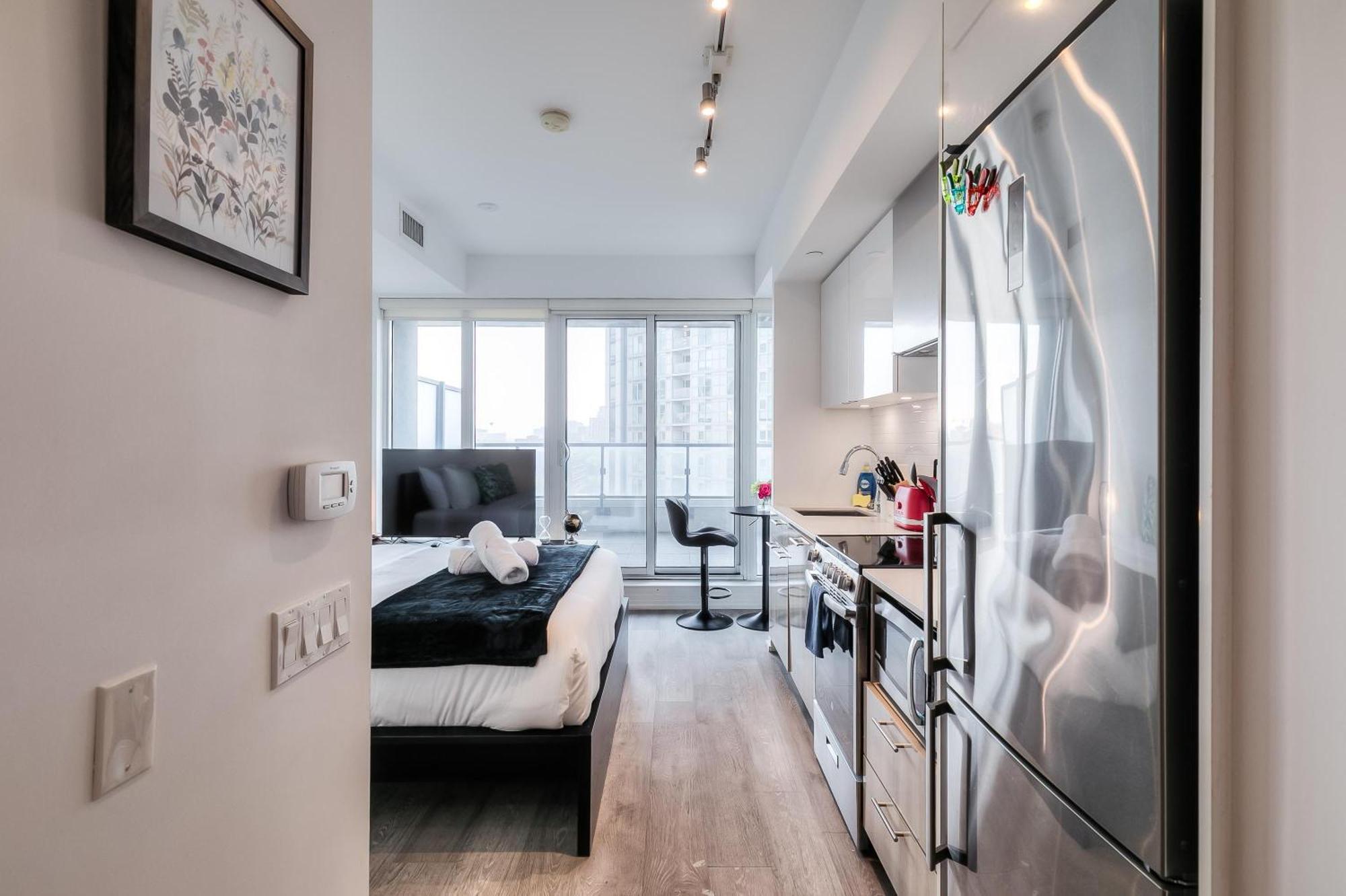 Rivetstays - The Jarvis Toronto
