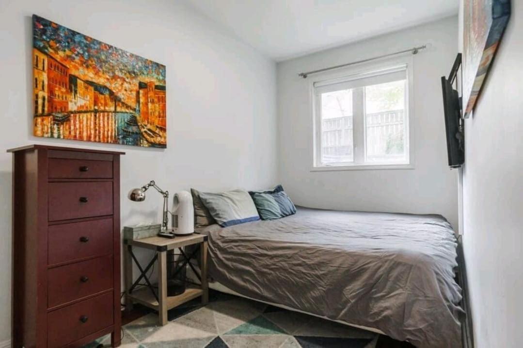 Stylish 2br Townhouse With Patio Apartment *