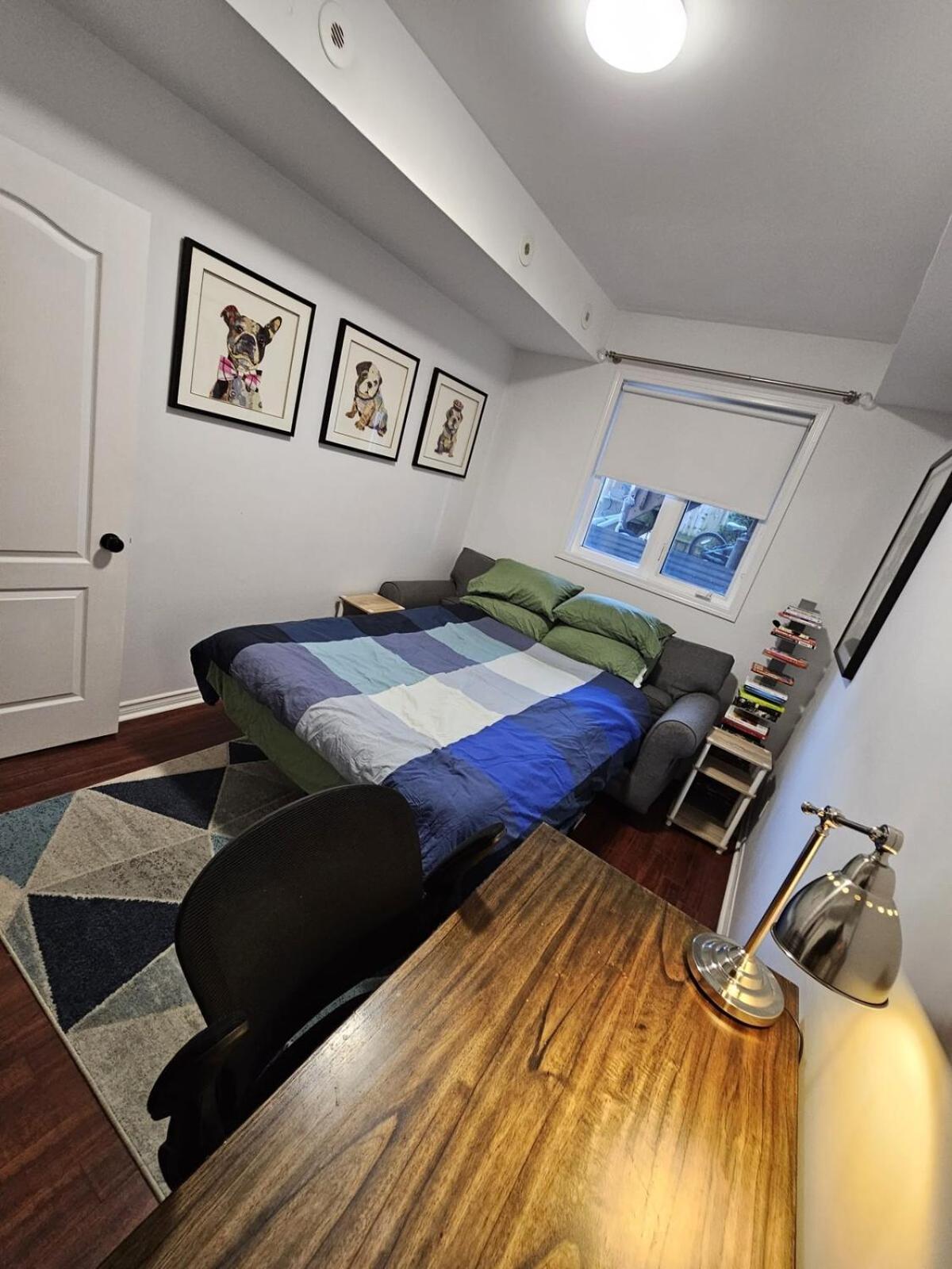 Stylish 2br Townhouse With Patio Apartment Toronto