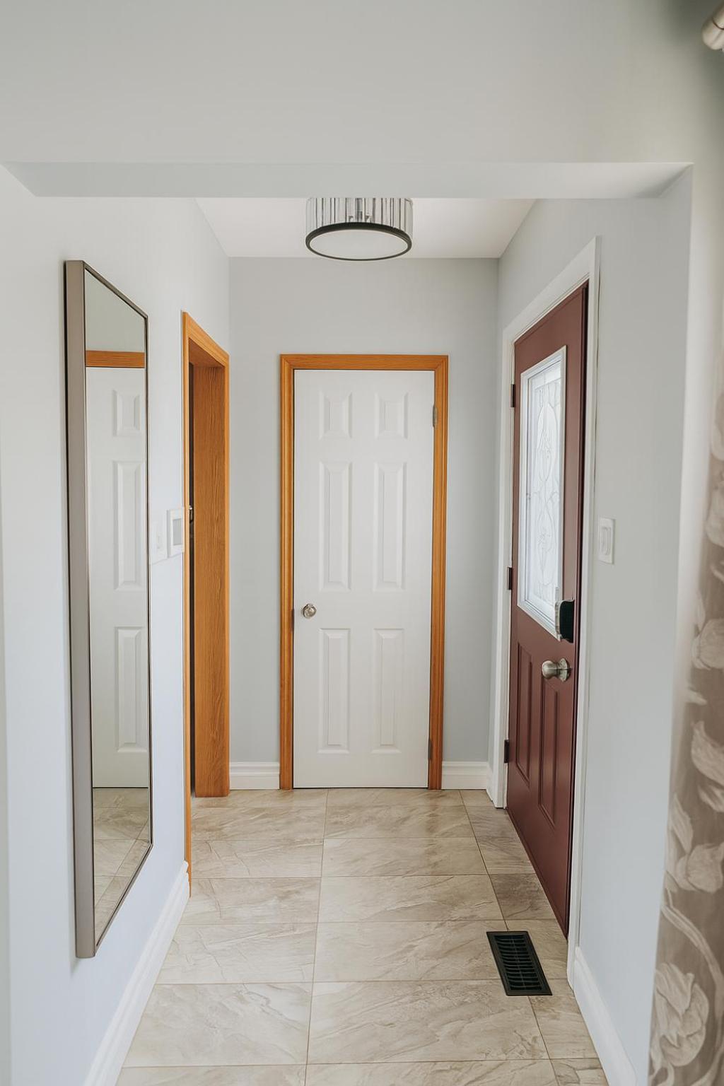 Newly Renovated Modern 3Br North York Bungalow Close To Rogers Stadium, Ttc Subway Access, Plus Wifi, Free Parking, Full Kitchen, Perfect For Family Travel, Group Trips Or Work Stays!