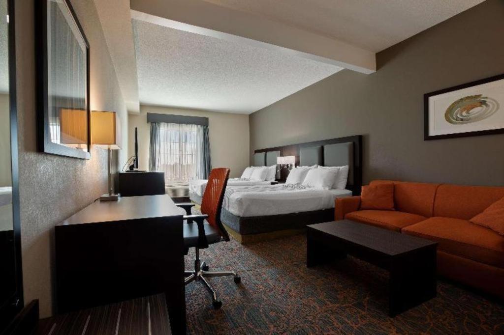 Western Executive Hotel