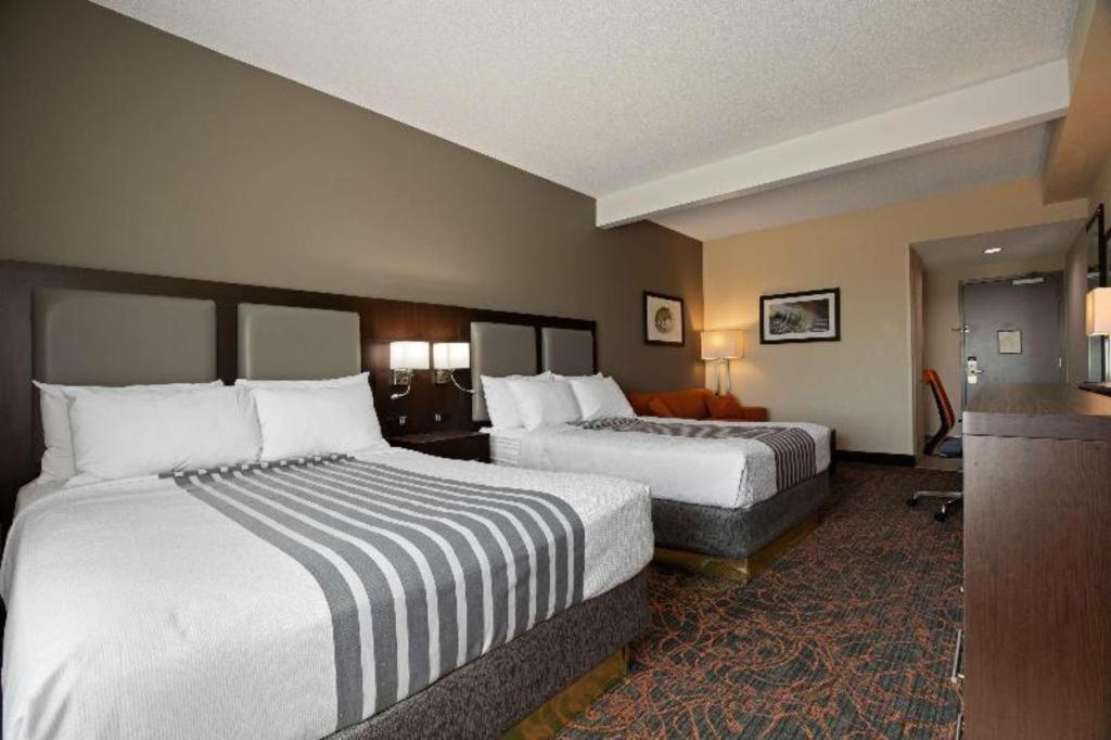 Western Executive Toronto