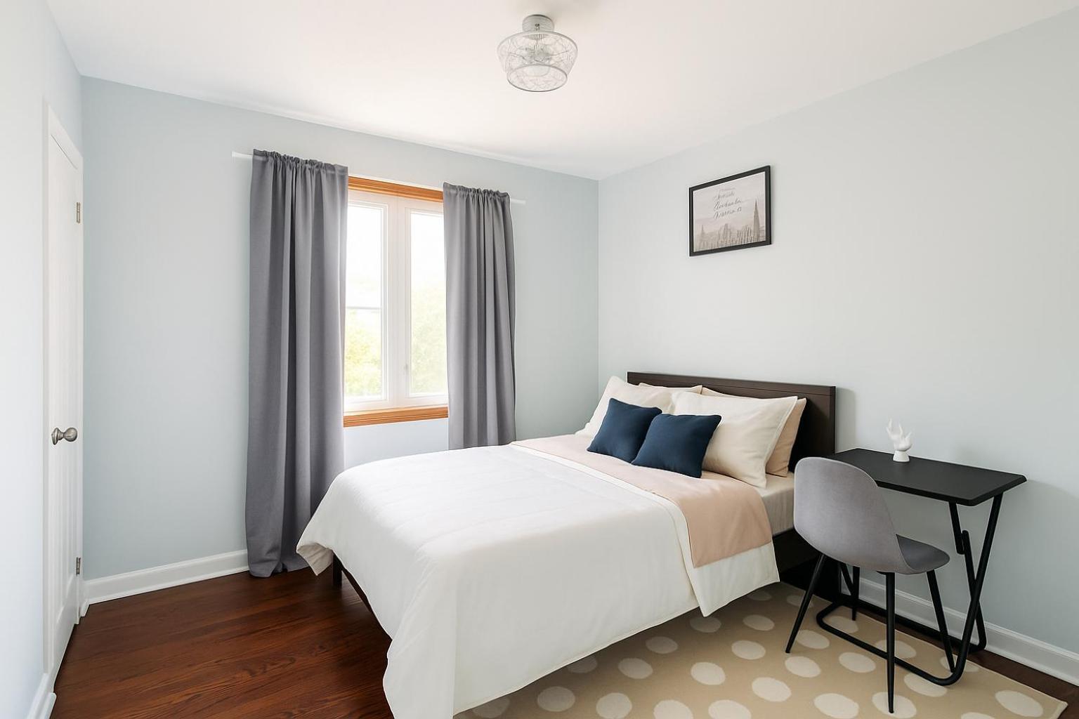 Ferienhaus Newly Renovated Modern 3Br North York Bungalow Close To Rogers Stadium, Ttc Subway Access, Plus Wifi, Free Parking, Full Kitchen, Perfect For Family Travel, Group Trips Or Work Stays! *