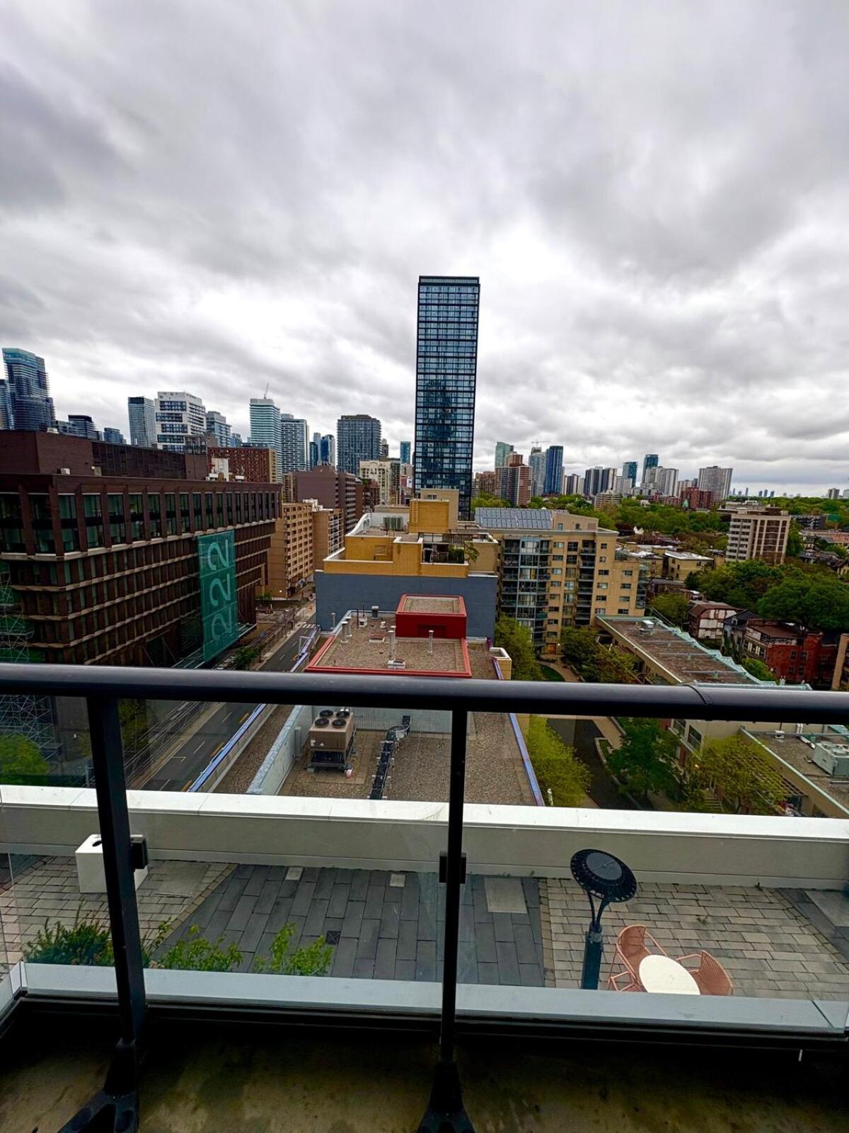 Royal Bnb 1 Bed 1 Den Pristine Downtown Toronto Retreat * Toronto