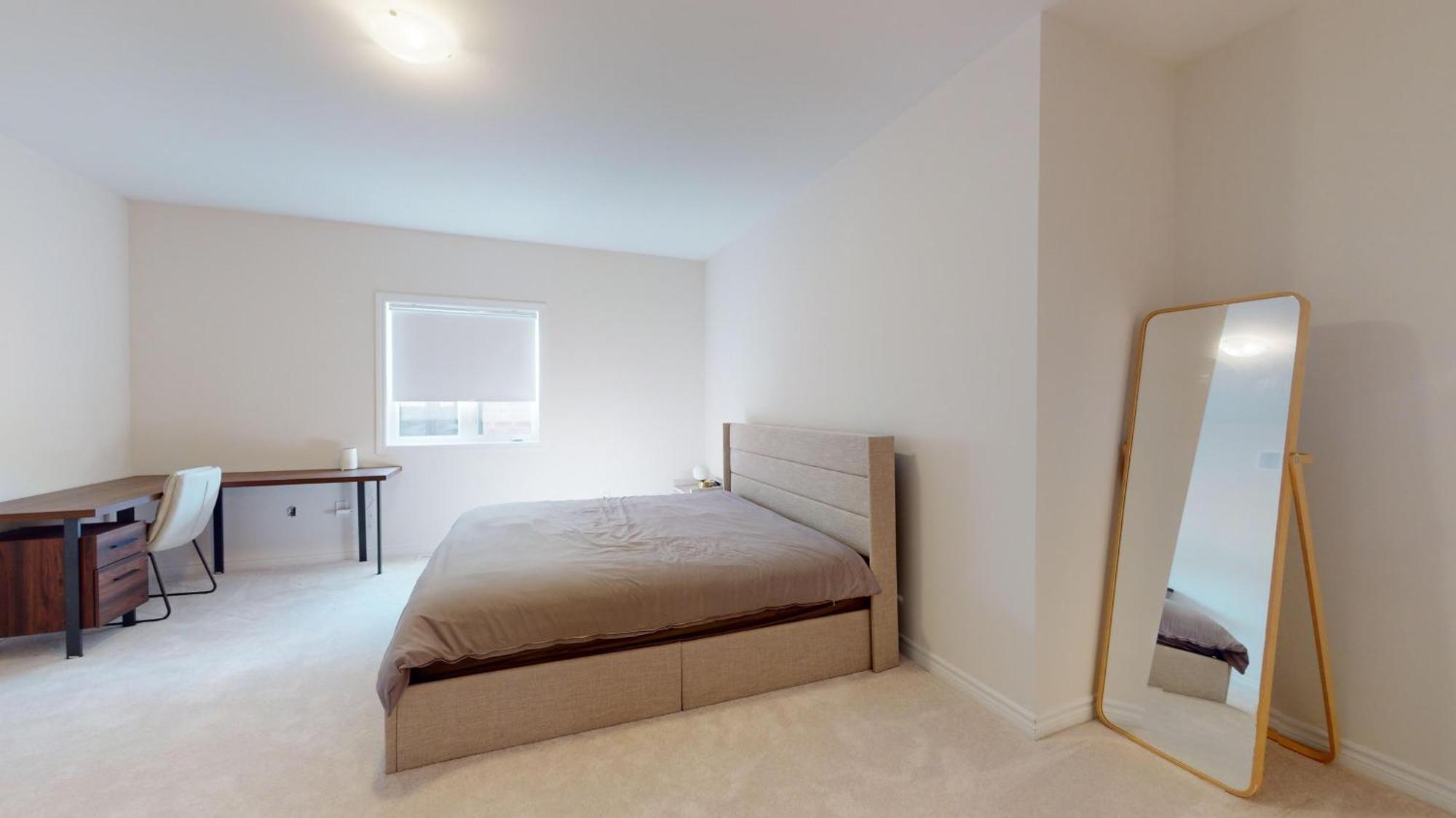 New Custom-built House In Holiday home Toronto