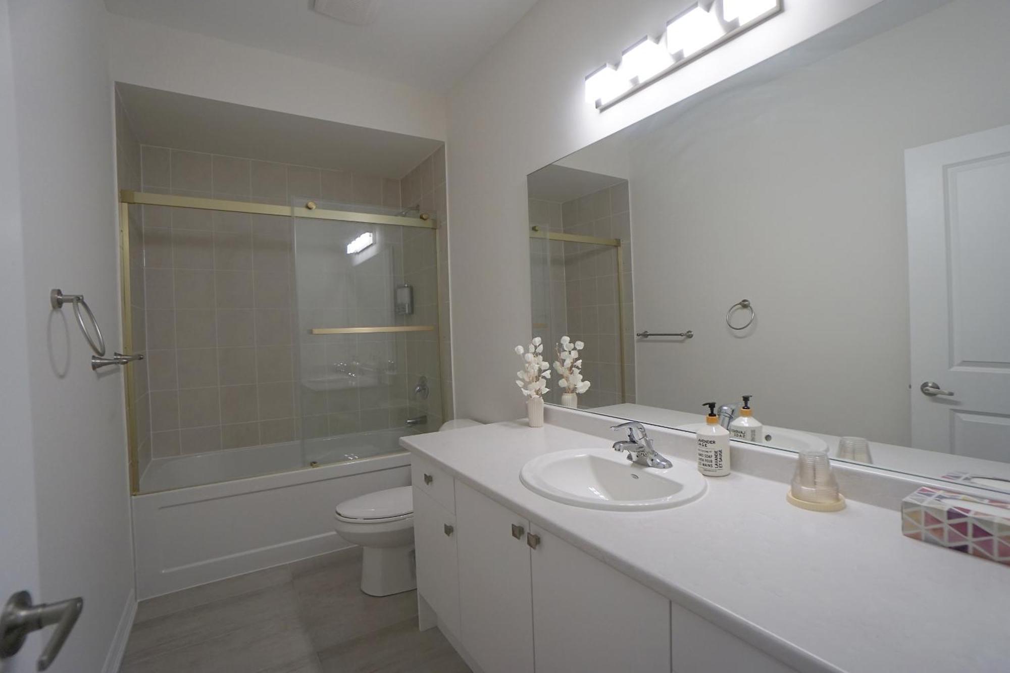 Holiday home New Custom-built House In Toronto
