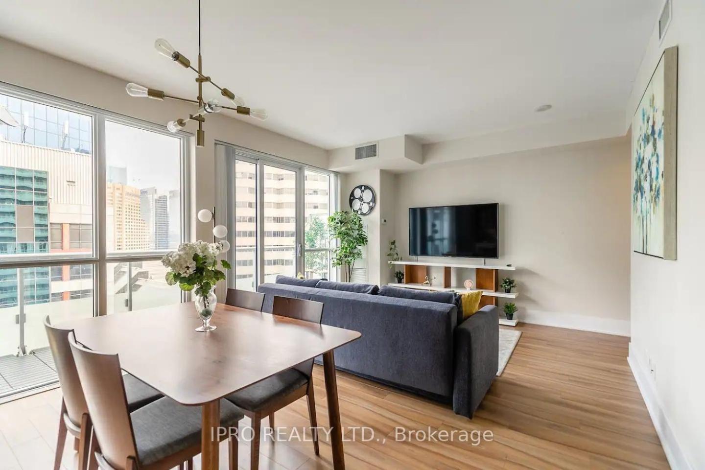 Grand View * Toronto