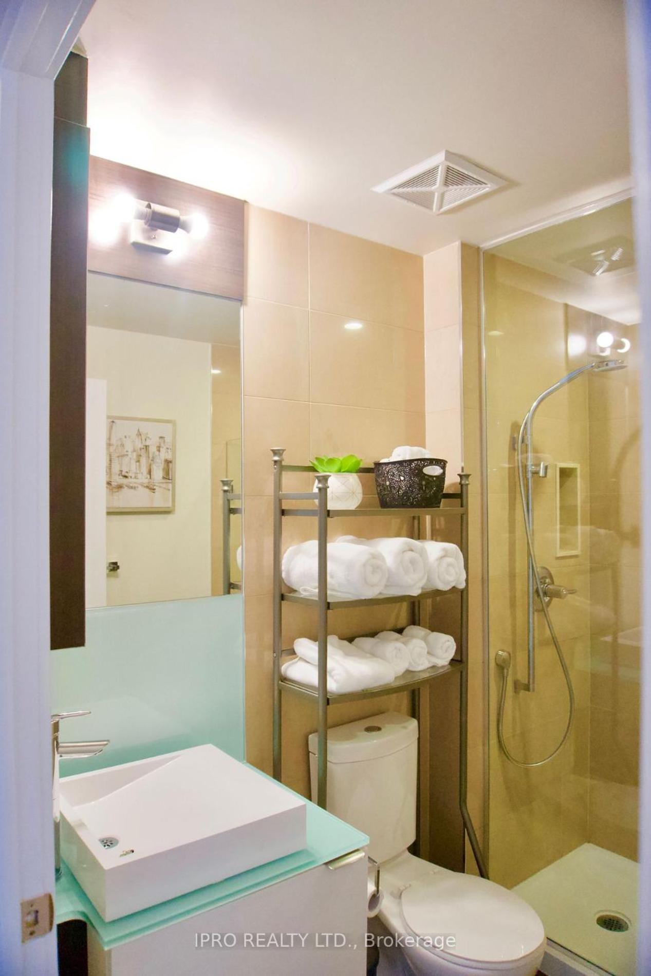 Grand View Apartment *