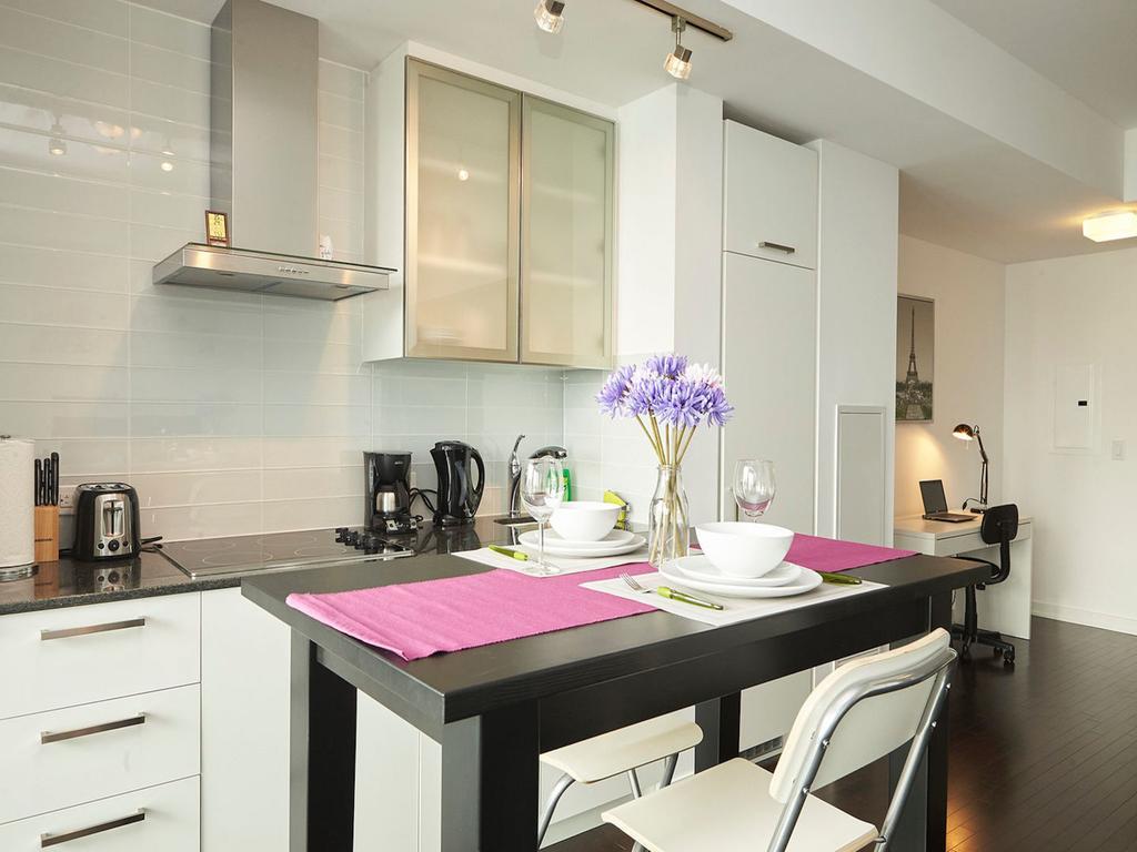 Apartment Eg Suites - York St Condos Cn Tower