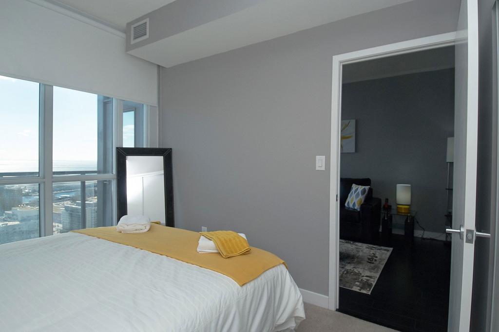 Whitehall Suites - Lakeview Suites *