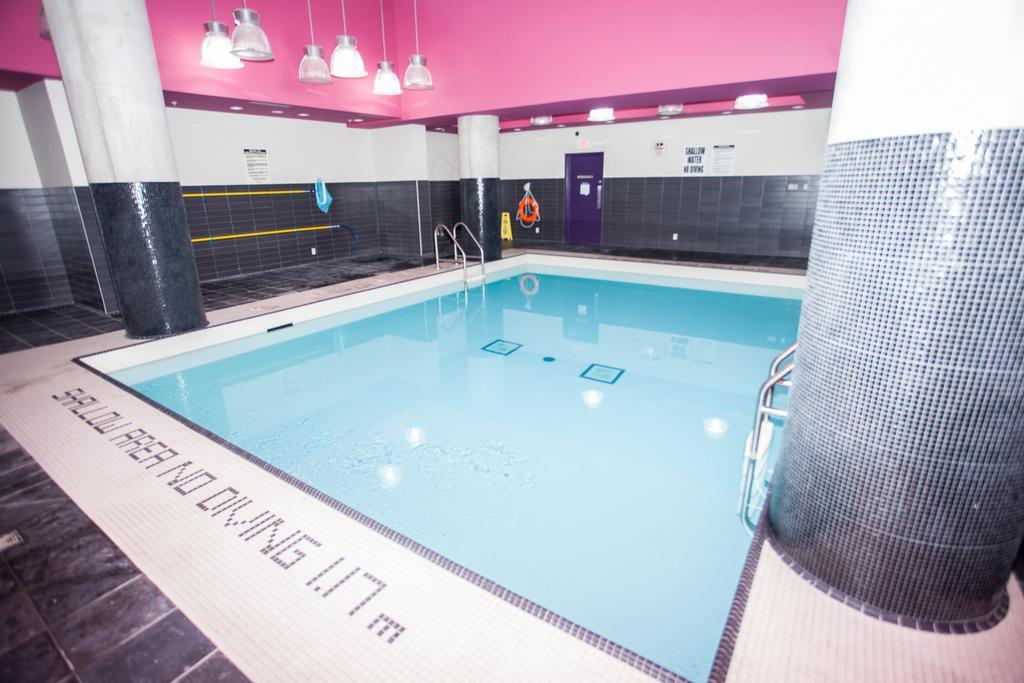 Pinnacle Suites - Queen West Lofts Toronto