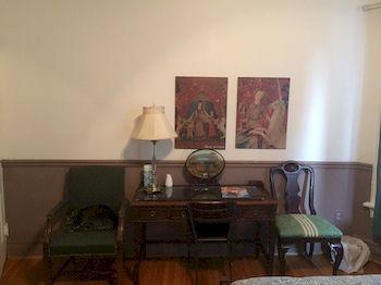 Elliott House 3*