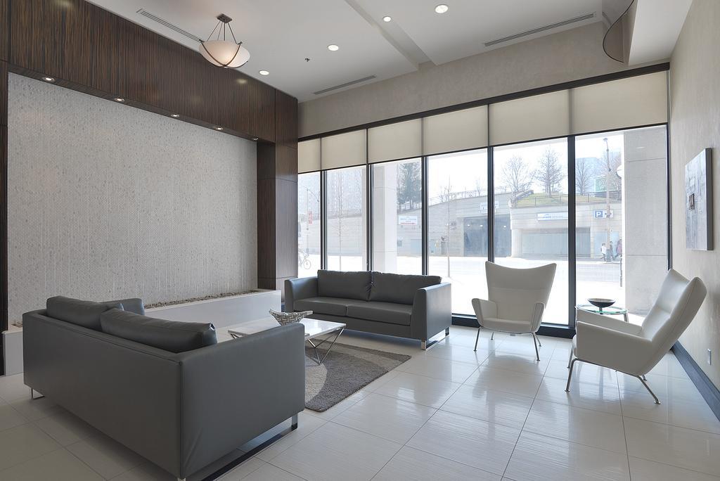Napa Furnished At Cn Tower & Maple Leaf Square