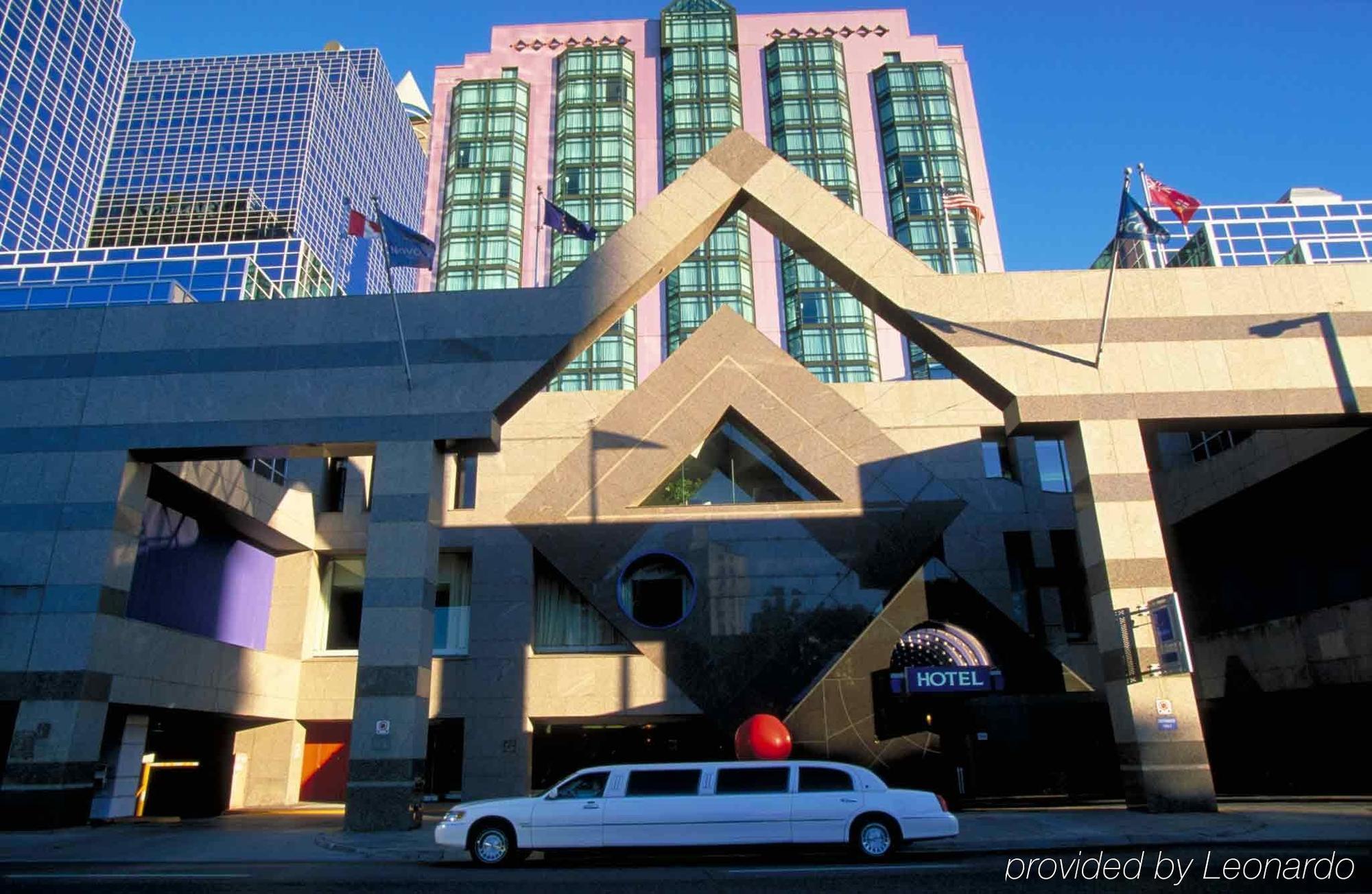 Hotel Novotel North York 3*