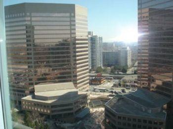 Kashaneh - 25 Greenview