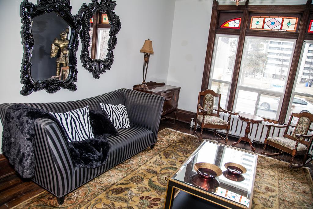 Guest house The Avalon Tourist Suites 3*