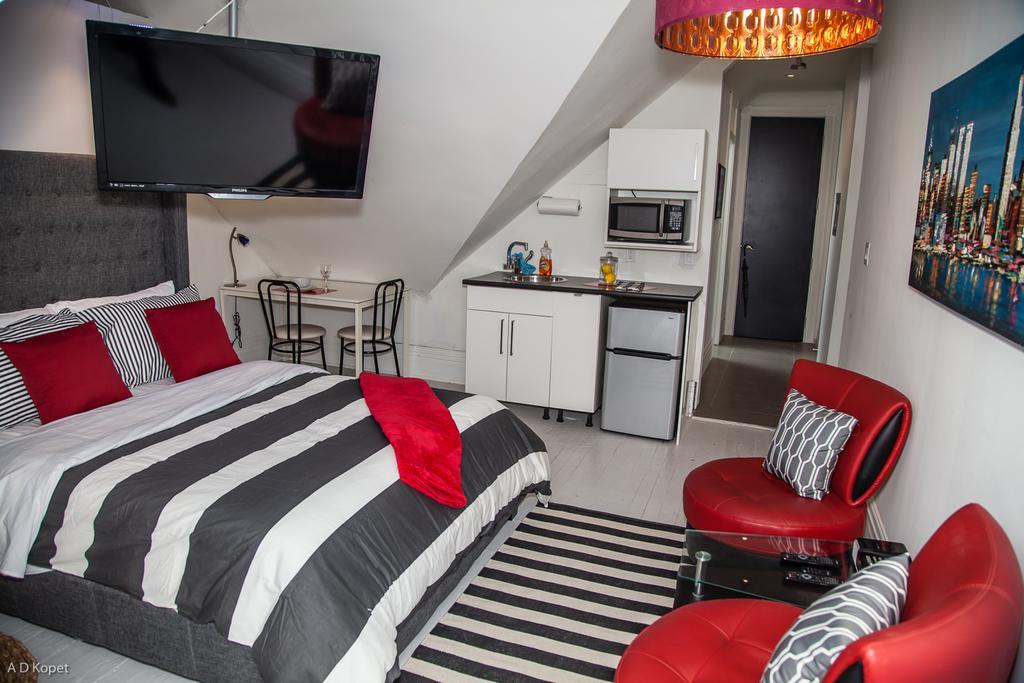 Guest house The Avalon Tourist Suites Toronto