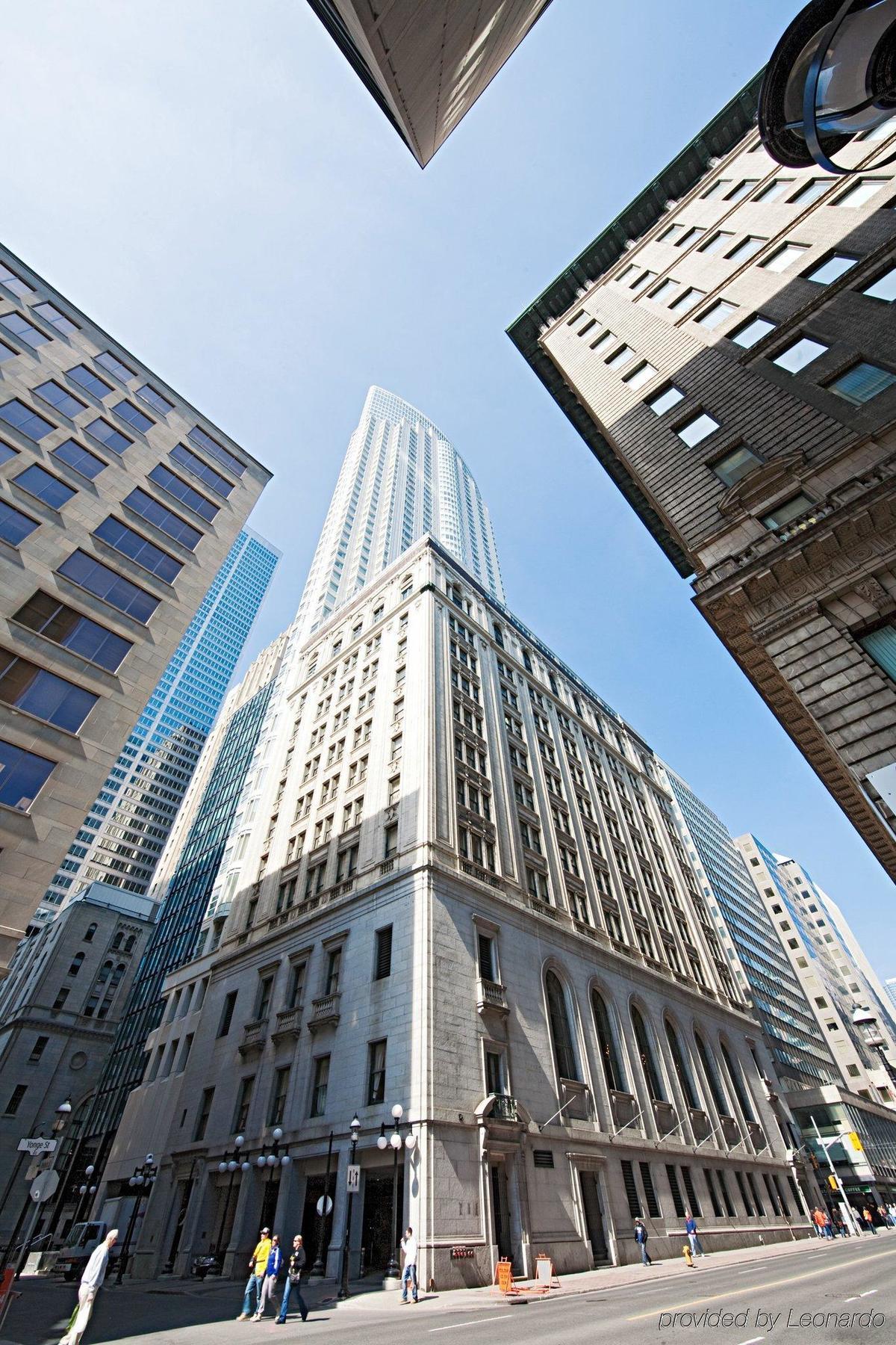 One King West And Hotel 4*