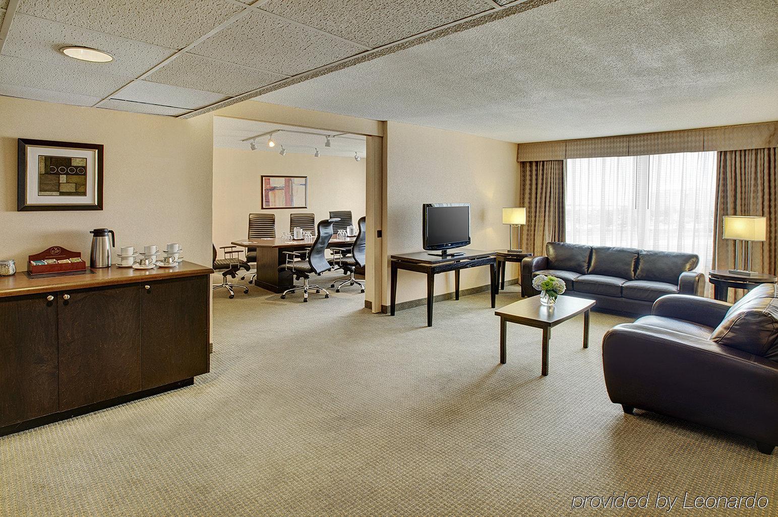 Radisson East Hotel