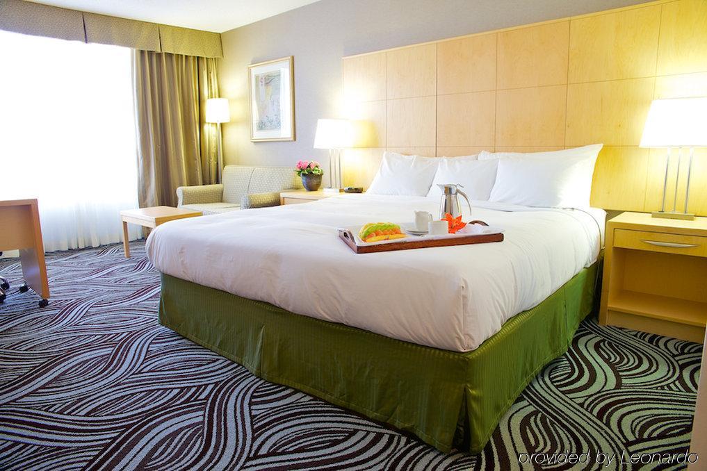 Radisson East Toronto
