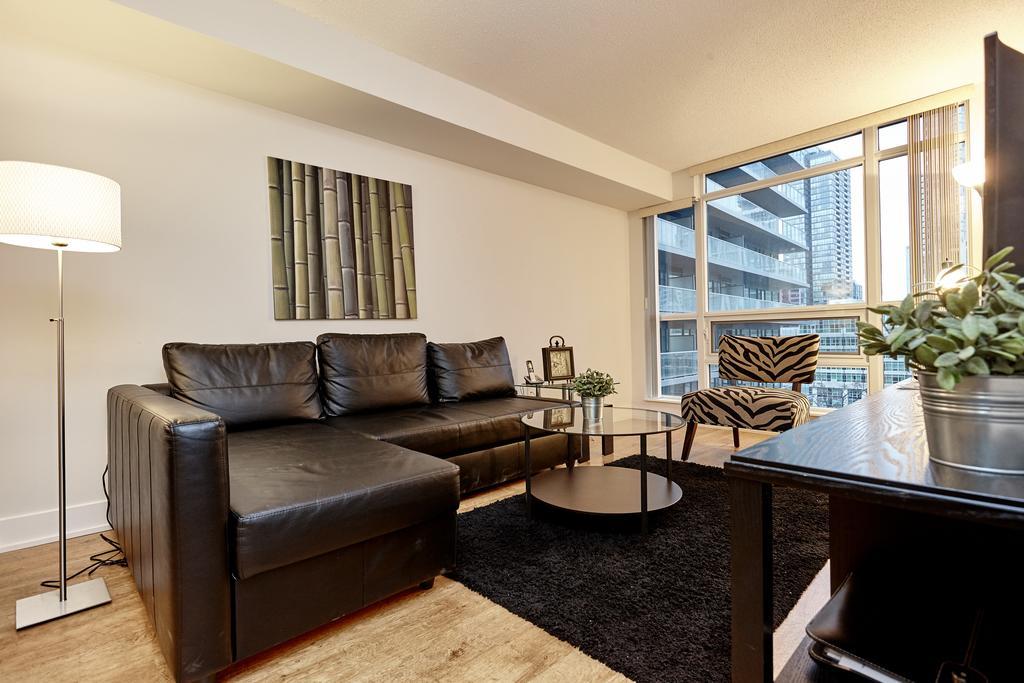 Atlas Suites Furnished Apartments- Rogers Center, Downtown *