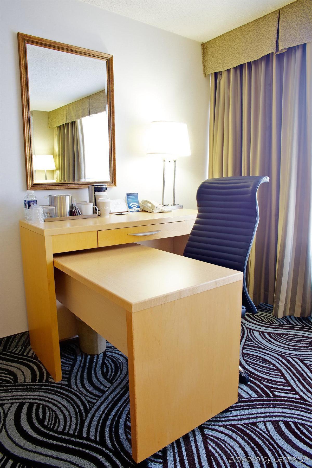 Radisson East Hotel Toronto