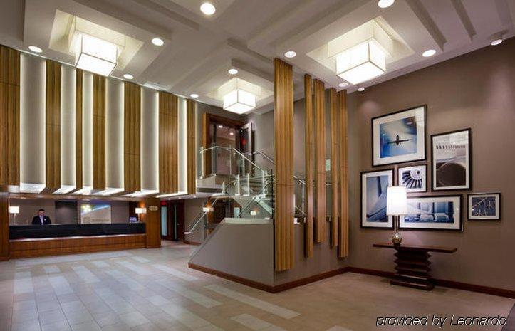 Hotel Airport East By Ihg
