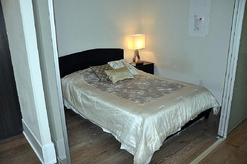 Apartment Trinity Suites - Luxury Condo On Front Street Toronto