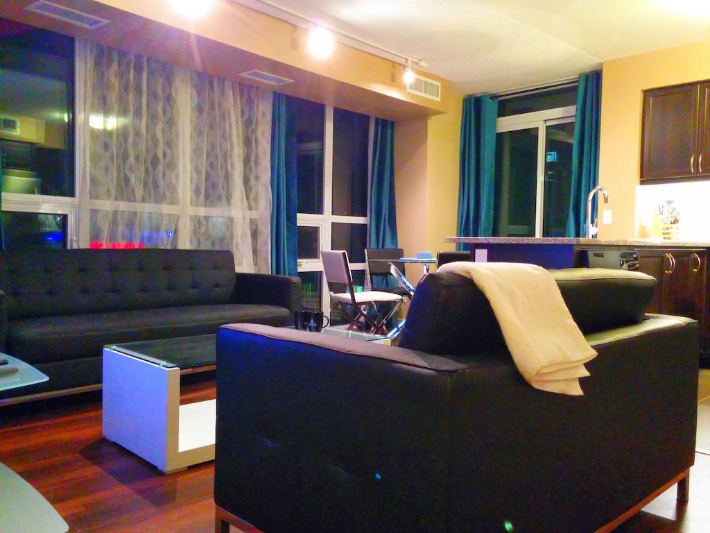 Apartment Napa Furnished At Cn Tower & Maple Leaf Square *