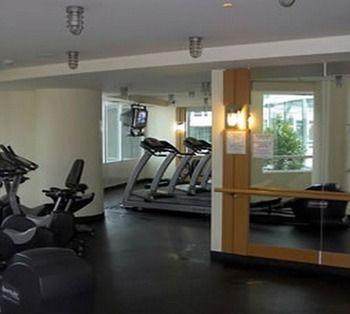 Skydome Furnished Residences Toronto